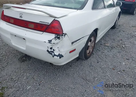 2002 Honda Accord 2.3 Ex z USA, uszkodzony, nr VIN 1HGCG32532A029882